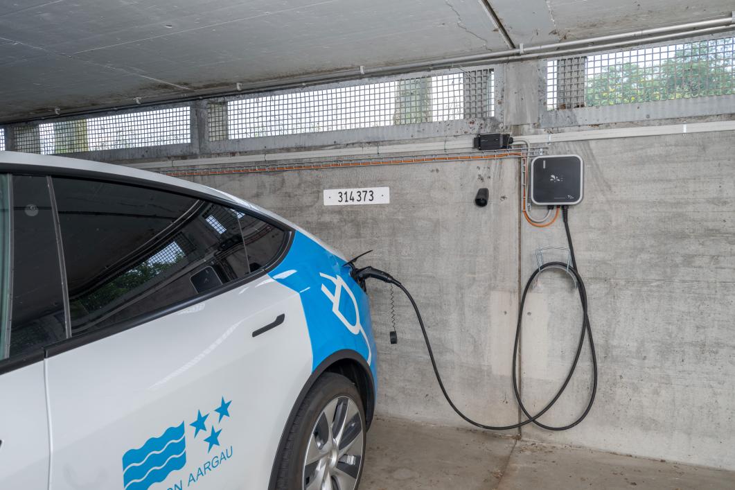 Ladelösung für Elektrofahrzeuge beim Strassenverkehrsamt des Kantons Aargau